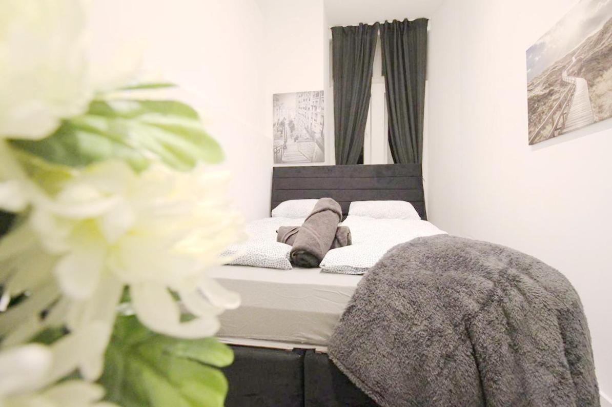 Comfortable Rooms In Akh Area Вена Экстерьер фото